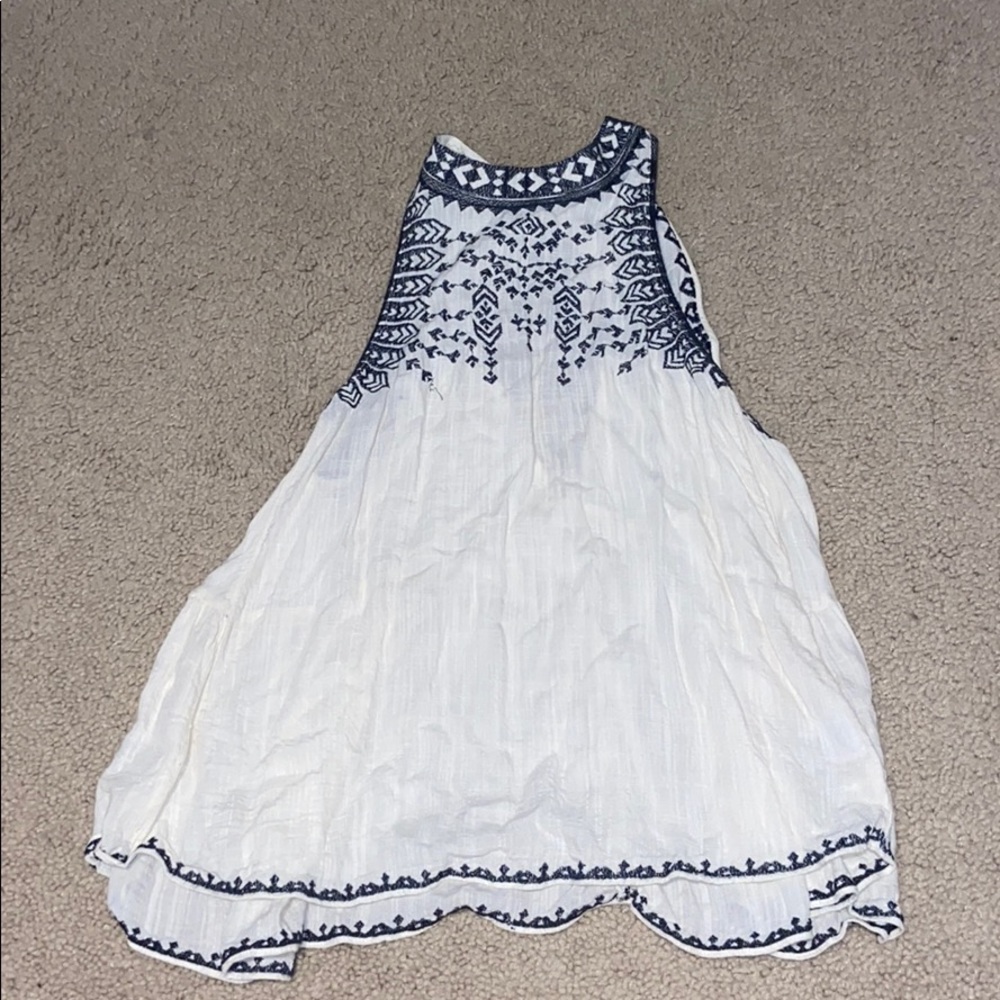 Flowy embroidered tank top
